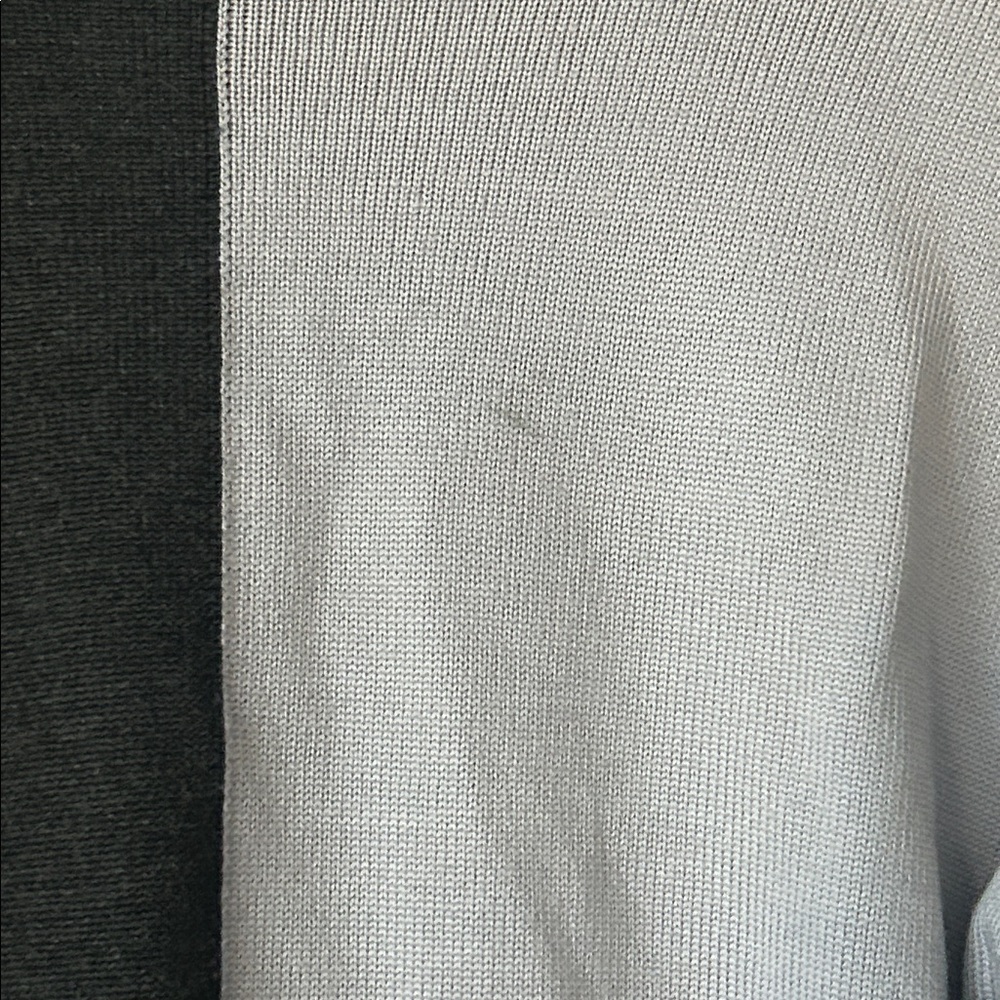 St. John Soft Gray/Black 3/4 Sleeve Pullover Knit Sweater Shirt Top *Size P*🌸🌸 - Picture 5 of 6
